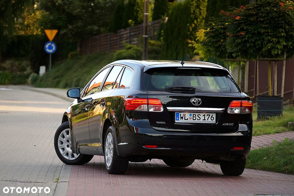 Toyota Avensis 1.8 Prestige - 2
