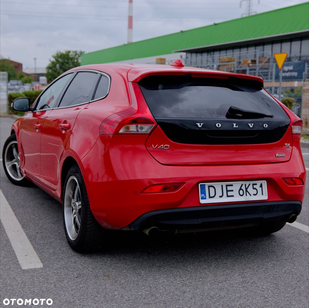 Volvo V40 T4 Kinetic - 10