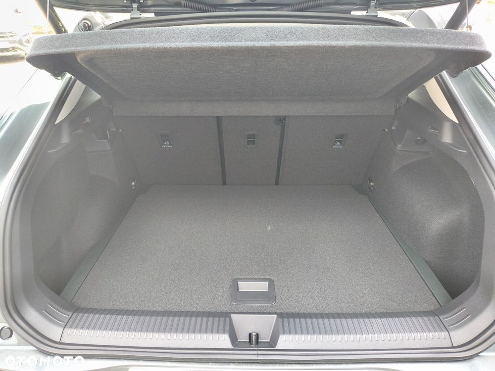Volkswagen T-Roc 1.5 eTSI Style DSG - 8
