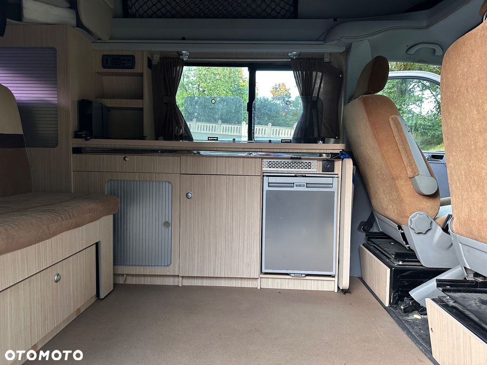 Volkswagen T5 - 21