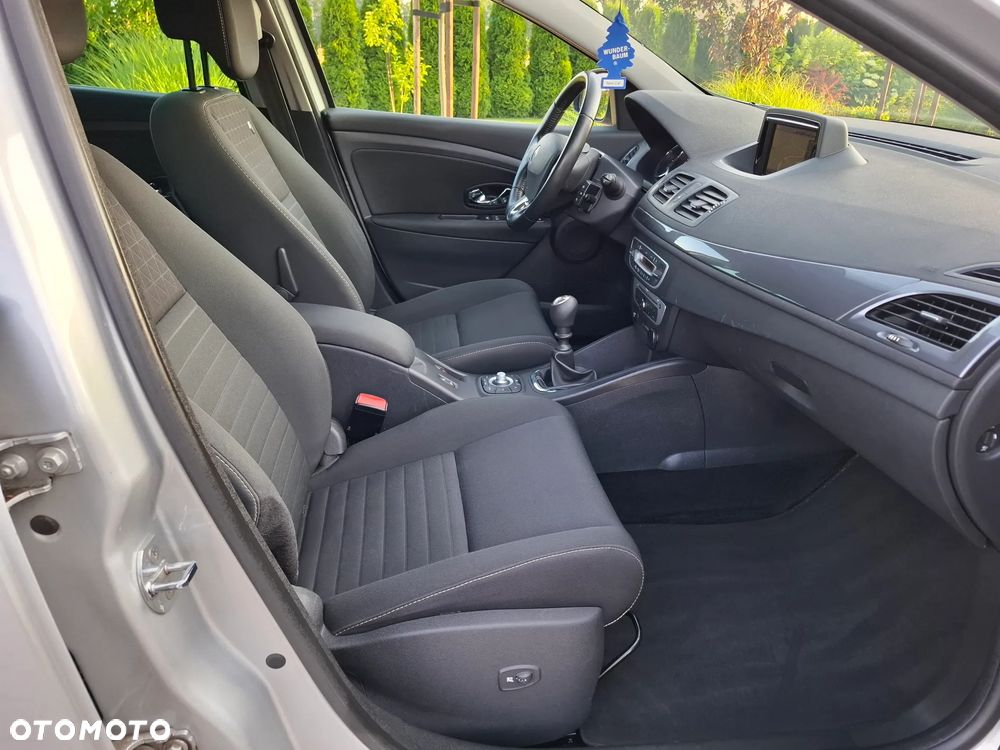 Renault Megane ENERGY TCe 130 LIMITED - 38