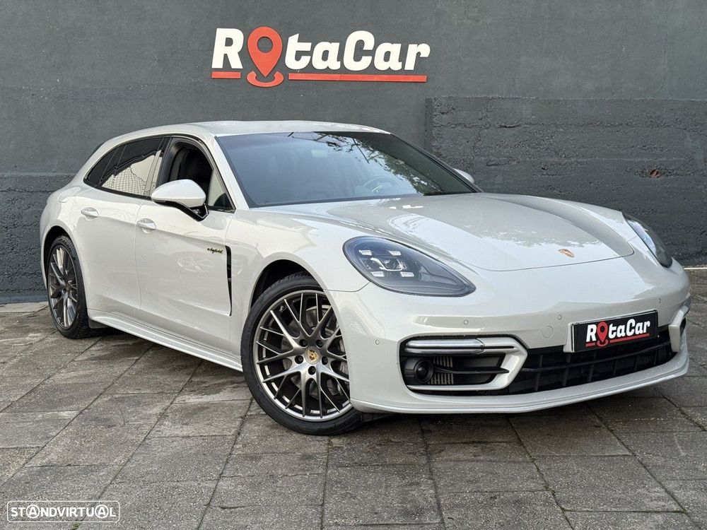 Porsche Panamera Sport Turismo 4 E-Hybrid - 5