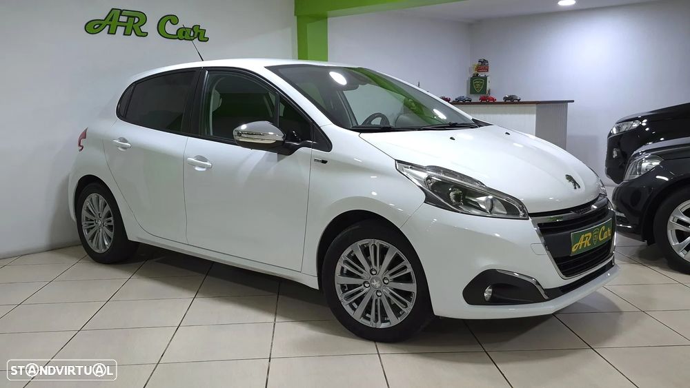 Peugeot 208 1.2 PureTech Style - 3
