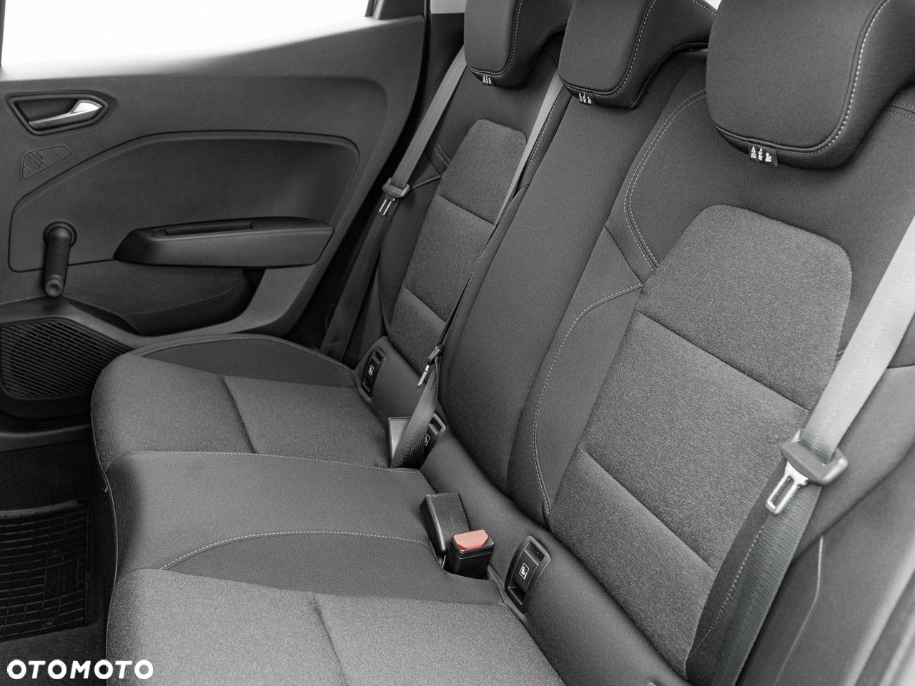 Renault Clio 1.0 TCe Equilibre - 26