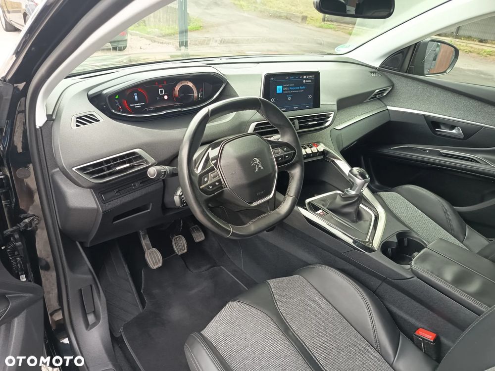 Peugeot 5008 BlueHDI 150 Stop & Start Allure - 19