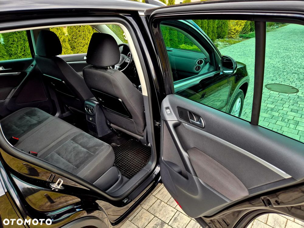 Volkswagen Tiguan 2.0 TDI DPF 4Motion BlueMotion Technology DSG Life - 24