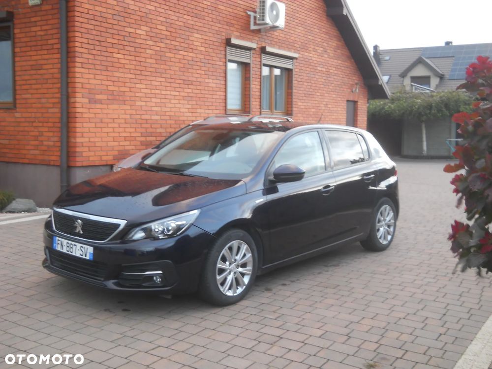 Peugeot 308 2020 photo 2