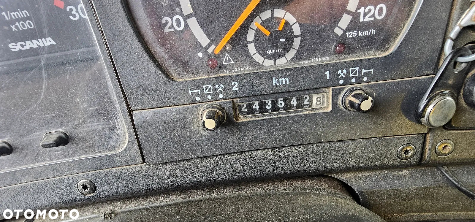 Scania 94C 6X4 - 25