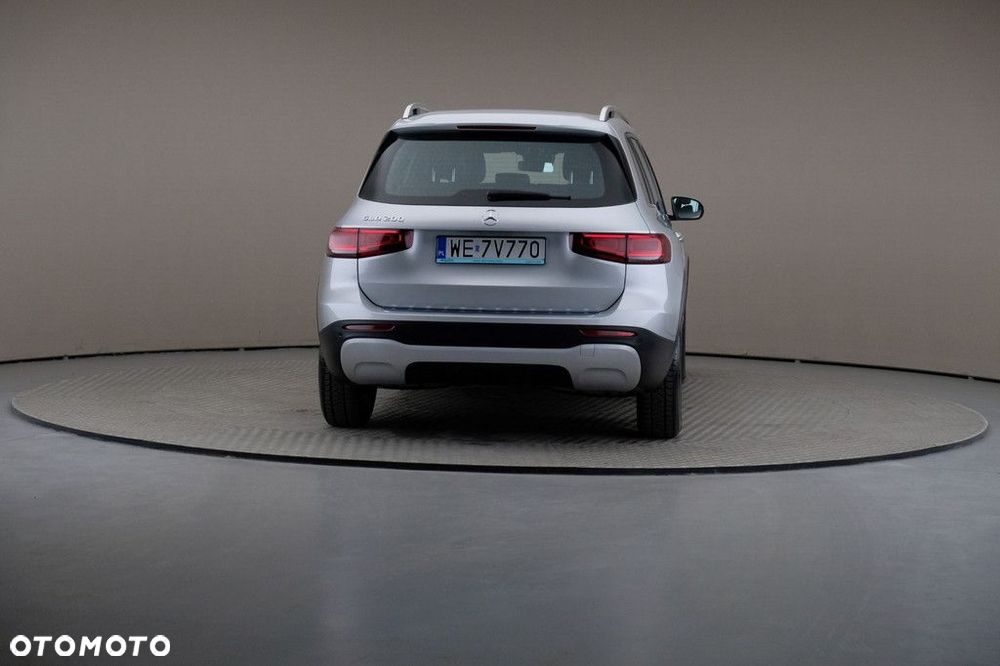 Mercedes-Benz GLB - 5