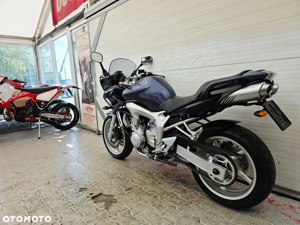 Yamaha FZ - 3