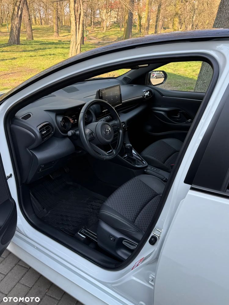 Toyota Yaris 1.5 Style CVT - 29