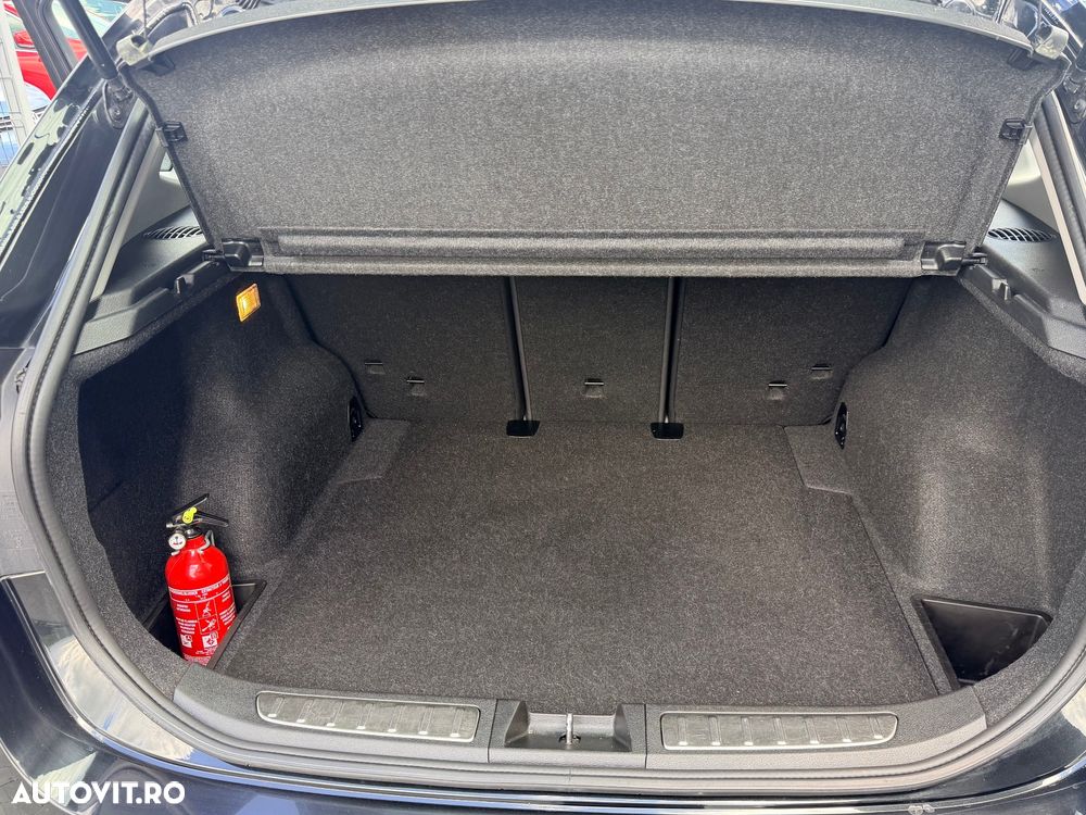 BMW X1 sDrive18d xLine - 22