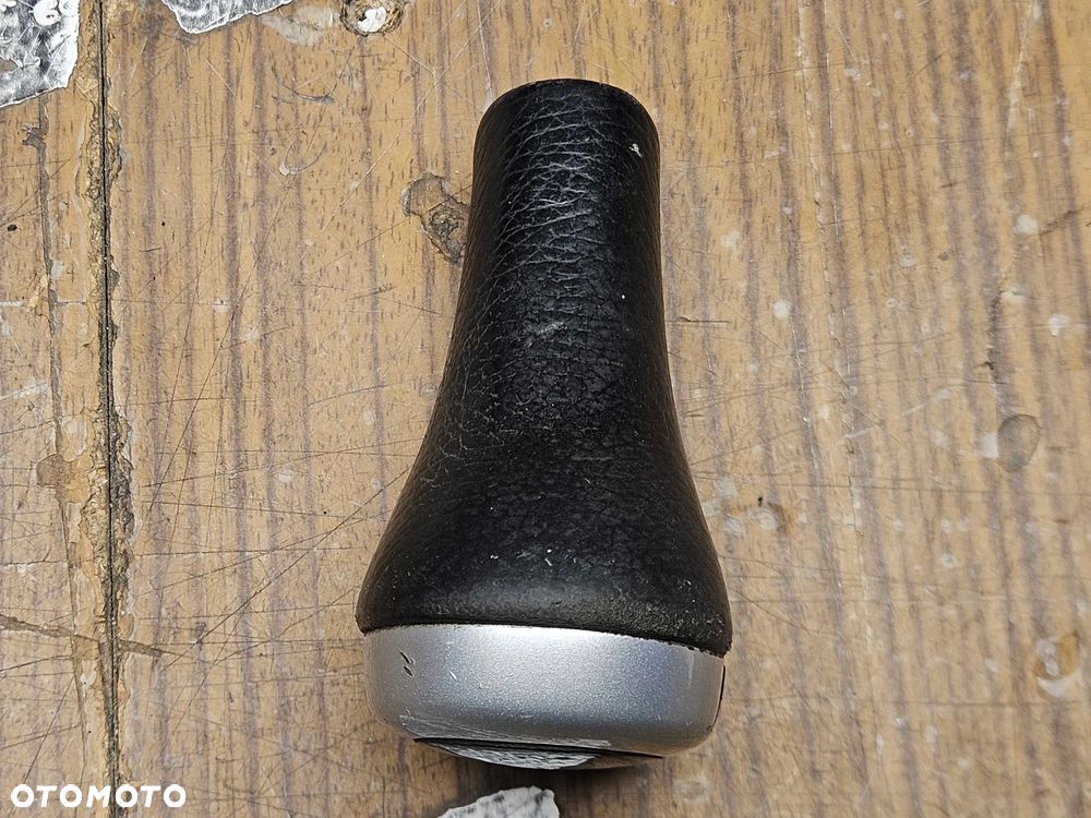 Gałka Mieszek Czarna Skóra Lewarek Zmiany 6 Biegów Manual BMW 3 E90 E91 E92 LCI Lift - 39