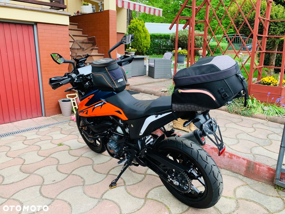 KTM Adventure - 6