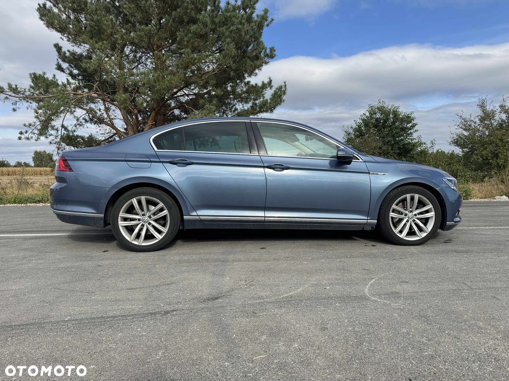 Volkswagen Passat 2.0 TDI Bi-Turbo BMT 4Mot Highline DSG - 3
