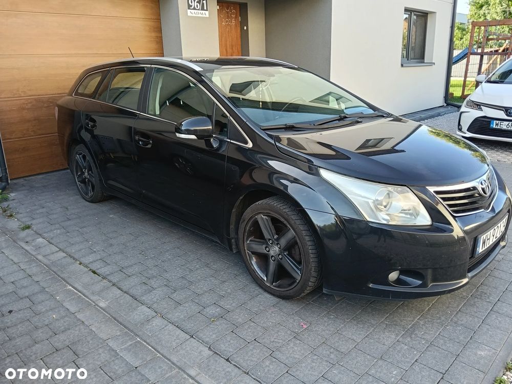 Toyota Avensis 1.8 Luna - 11