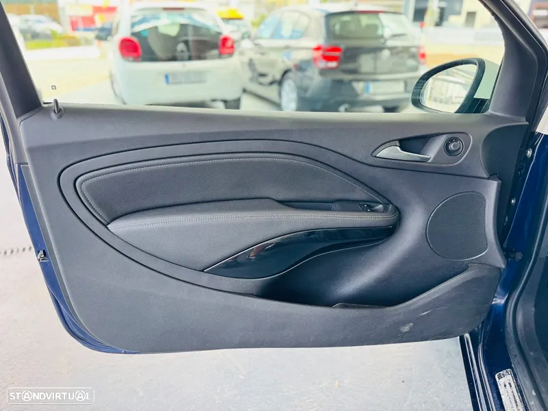 Opel Adam 1.0 S&S Unlimited - 18