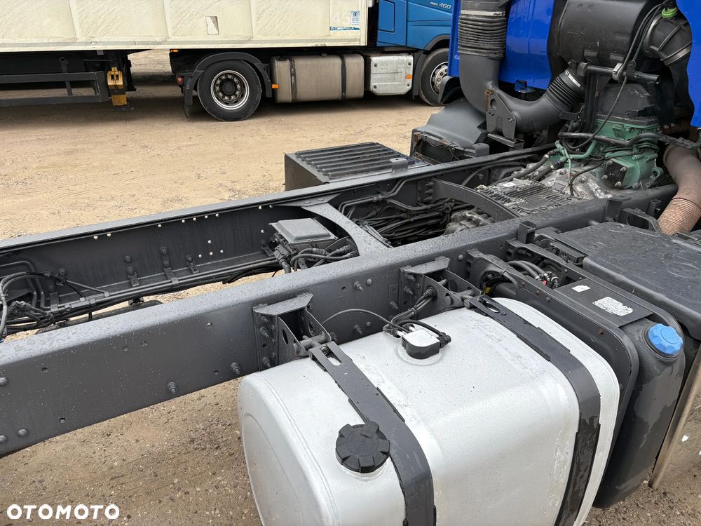 Volvo FMX 450 6x2 rama do zabudowy - 15
