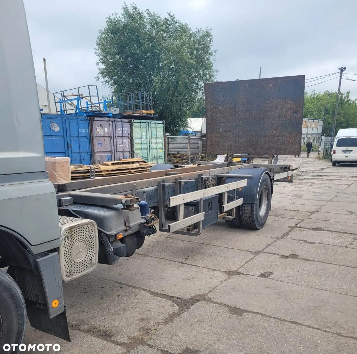 Mercedes-Benz ATEGO - 4