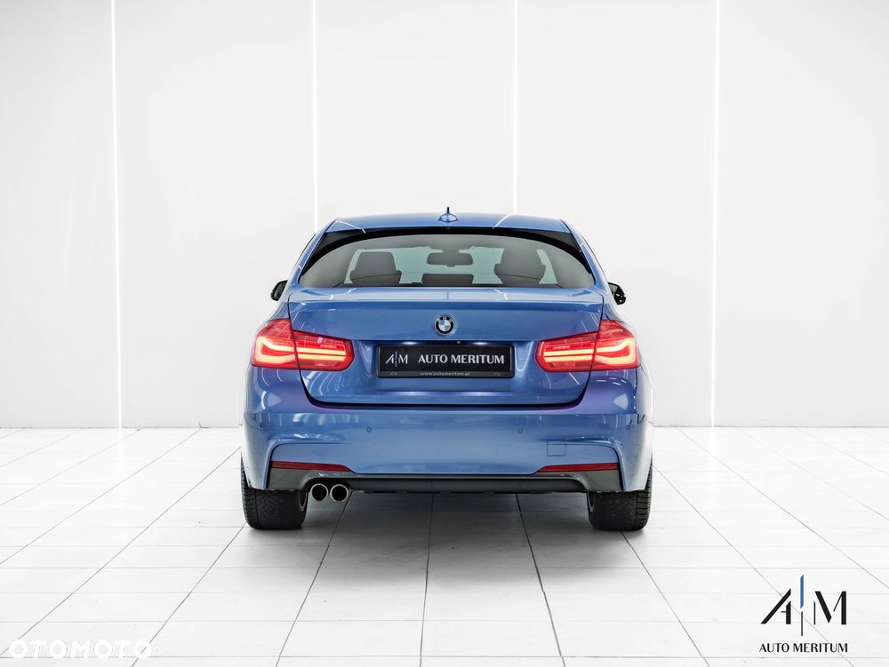BMW Seria 3 320d xDrive M Sport - 9