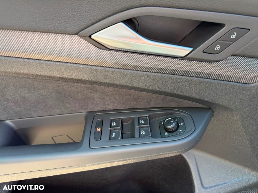VOLKSWAGEN Golf 2025 — imagine 16