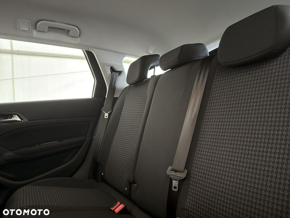Peugeot 308 - 19