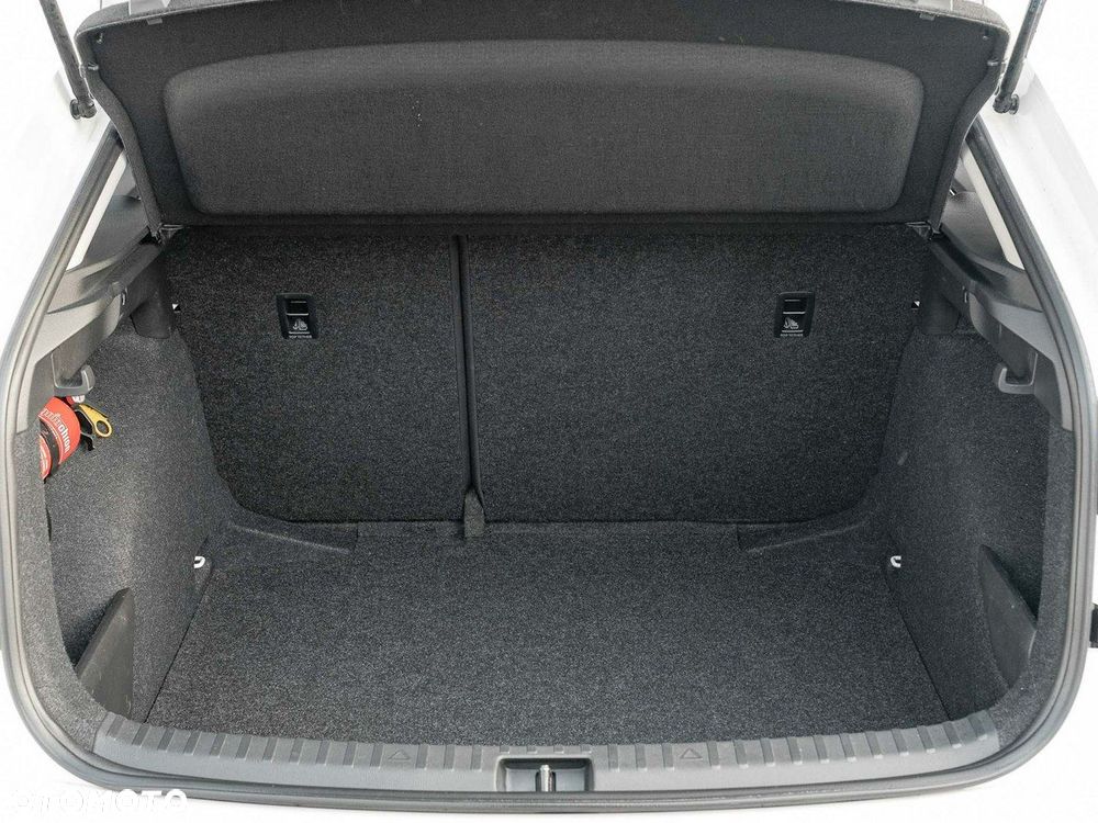 Skoda Scala 1.0 TSI Selection DSG - 33