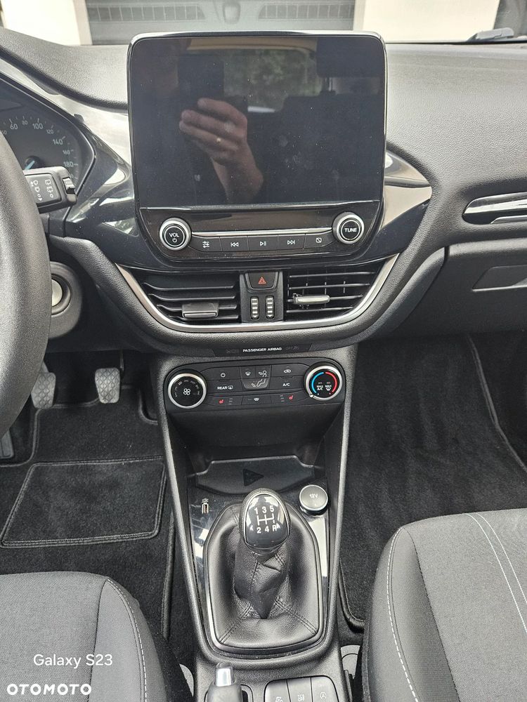 Ford Fiesta 1.1 S&S COOL&CONNECT - 26