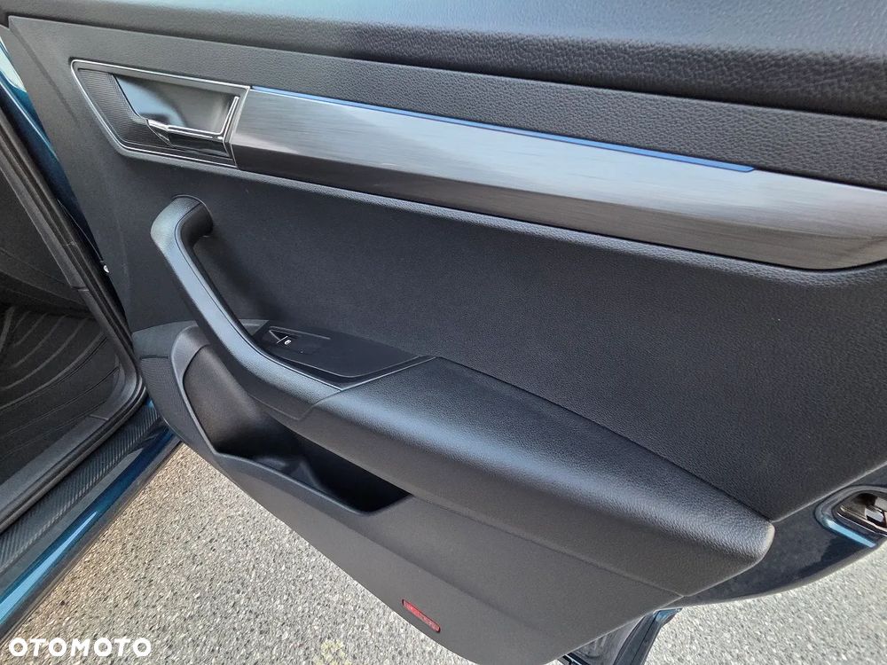 Skoda Karoq 1.5 TSI ACT DSG Style - 26