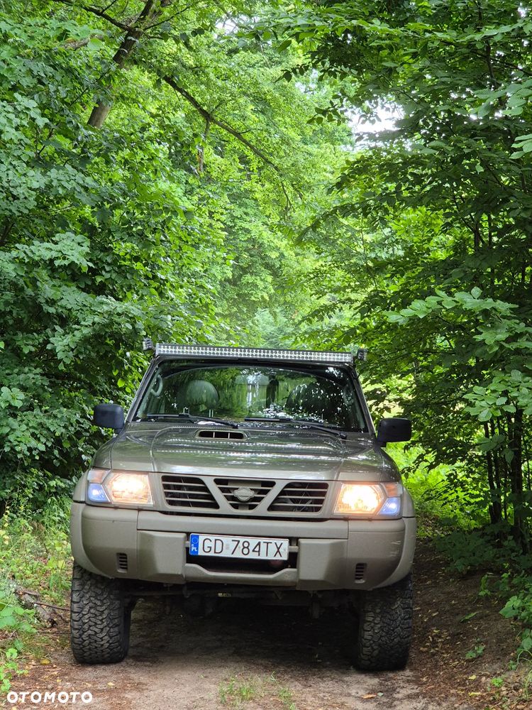 Nissan Patrol - 1