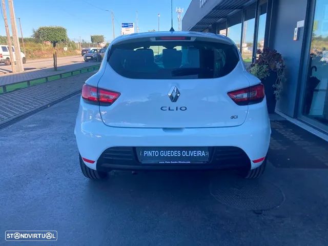 Renault Clio 1.5 dCi Confort - 9