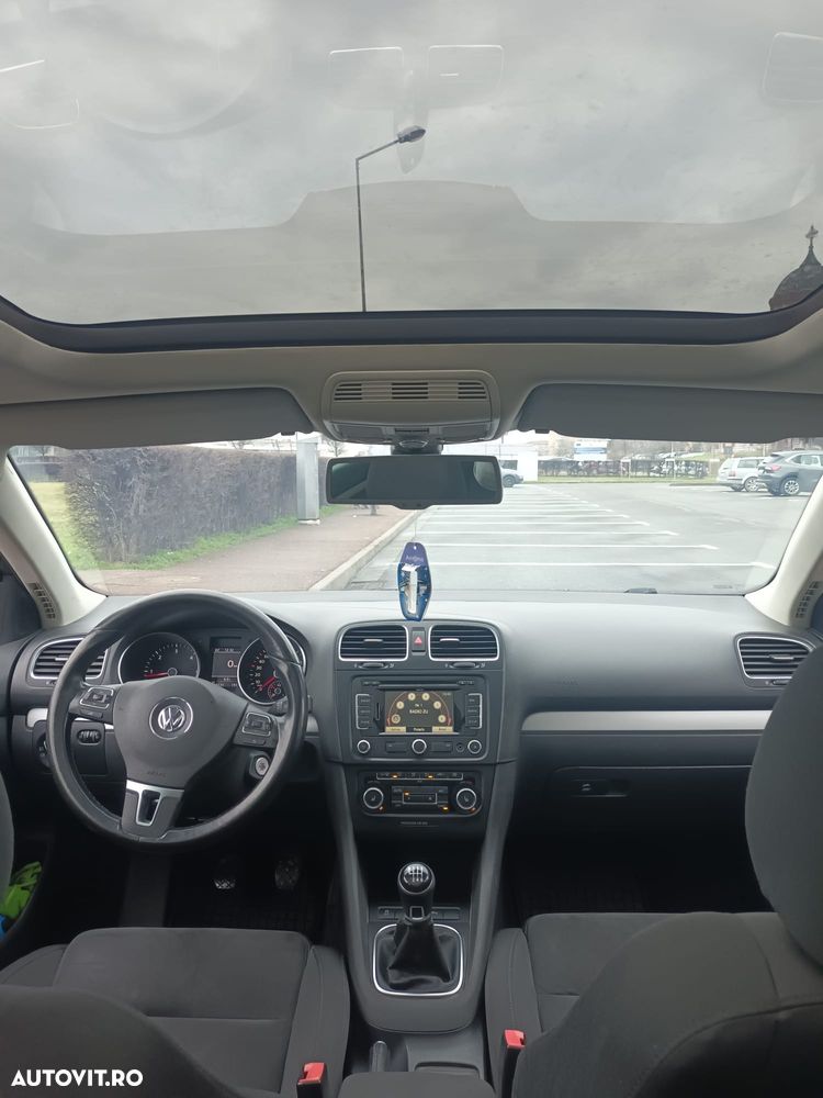 Volkswagen Golf - 9