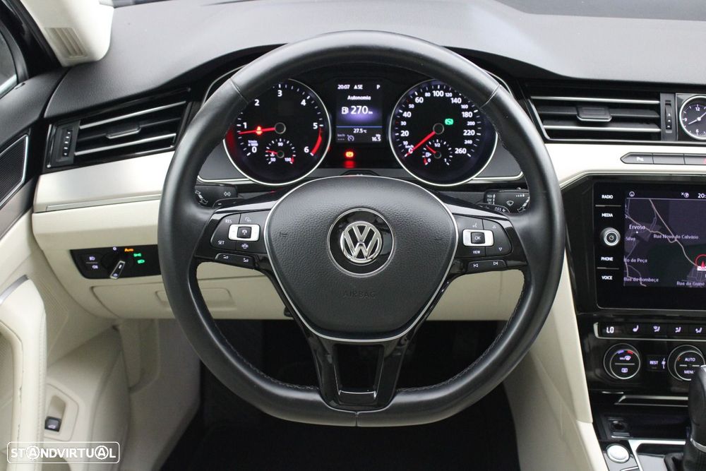 VW Passat Variant 2.0 TDI Highline DSG - 10