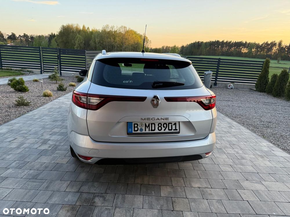 Renault Megane ENERGY TCe 100 EXPERIENCE - 8