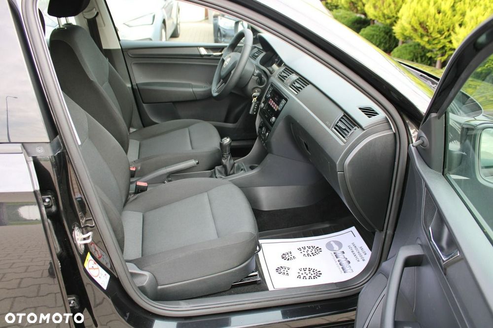 Skoda RAPID - 28
