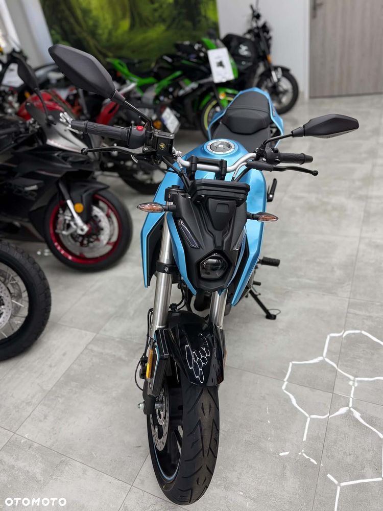 VOGE R125 - 14