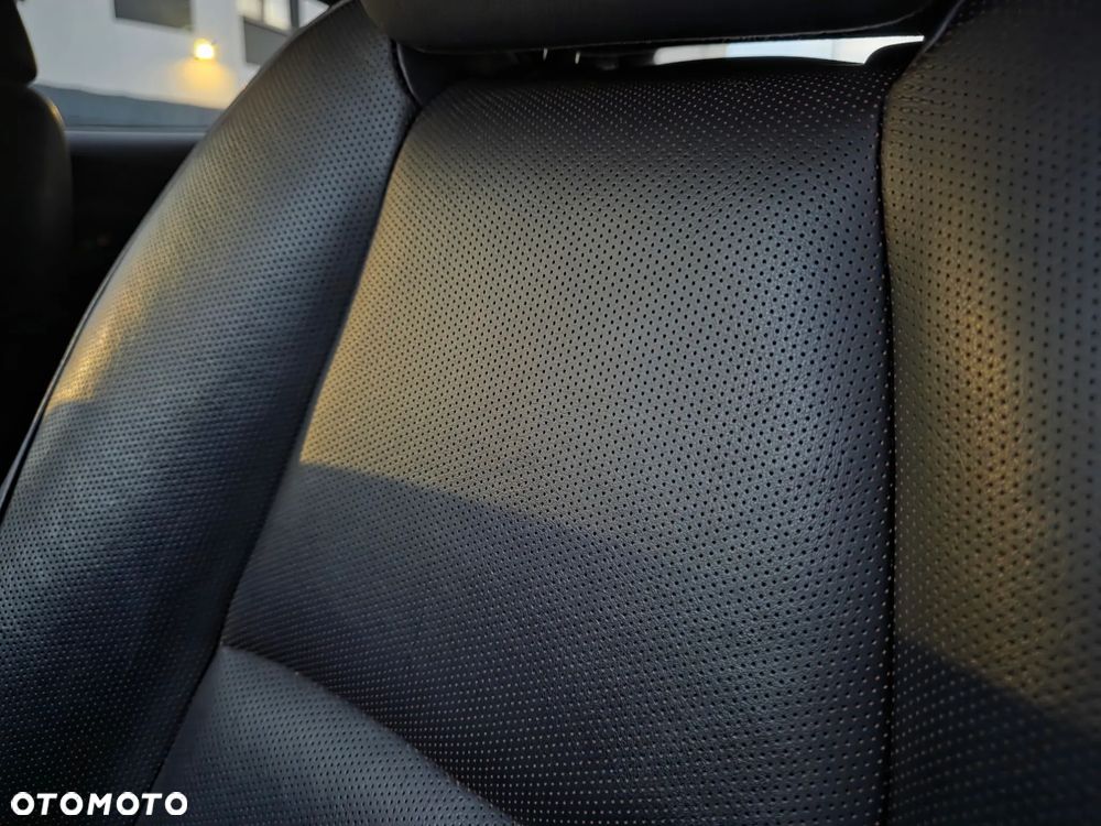 Mazda 3 2.0 mHEV Hikari - 18