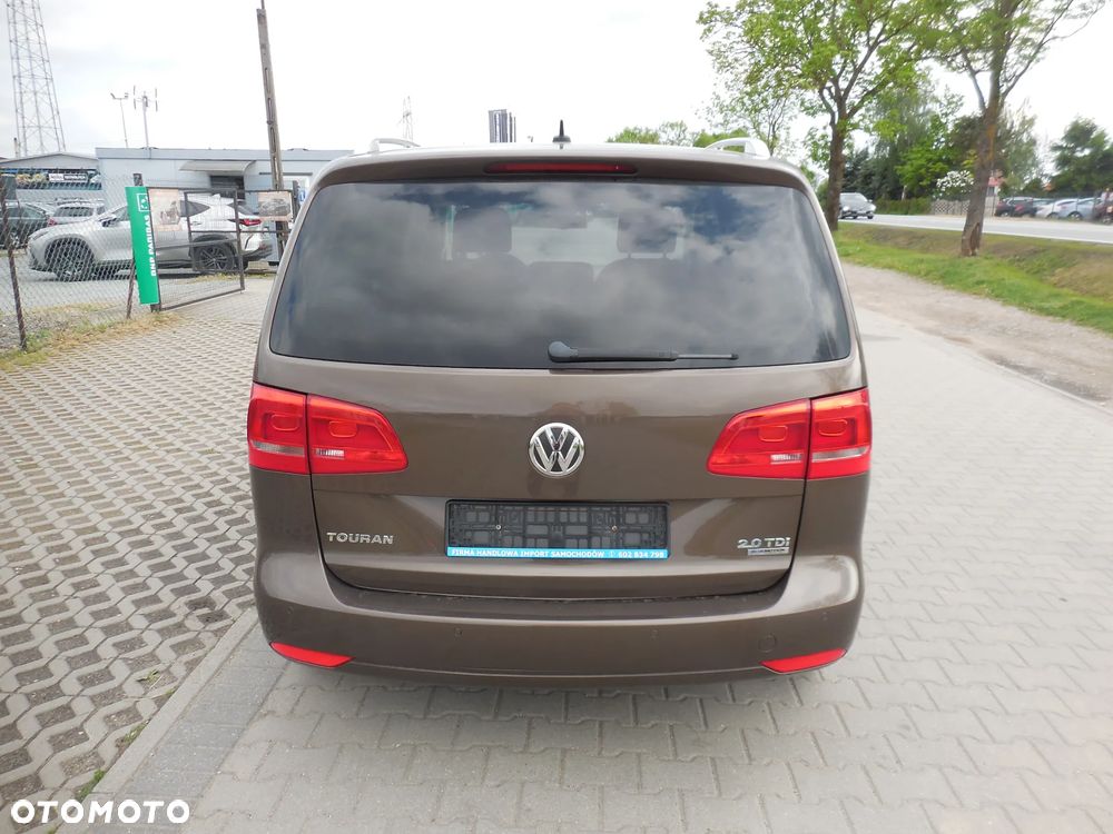 Volkswagen Touran 2.0 TDI DPF BlueMotion Technology Comfortline - 6
