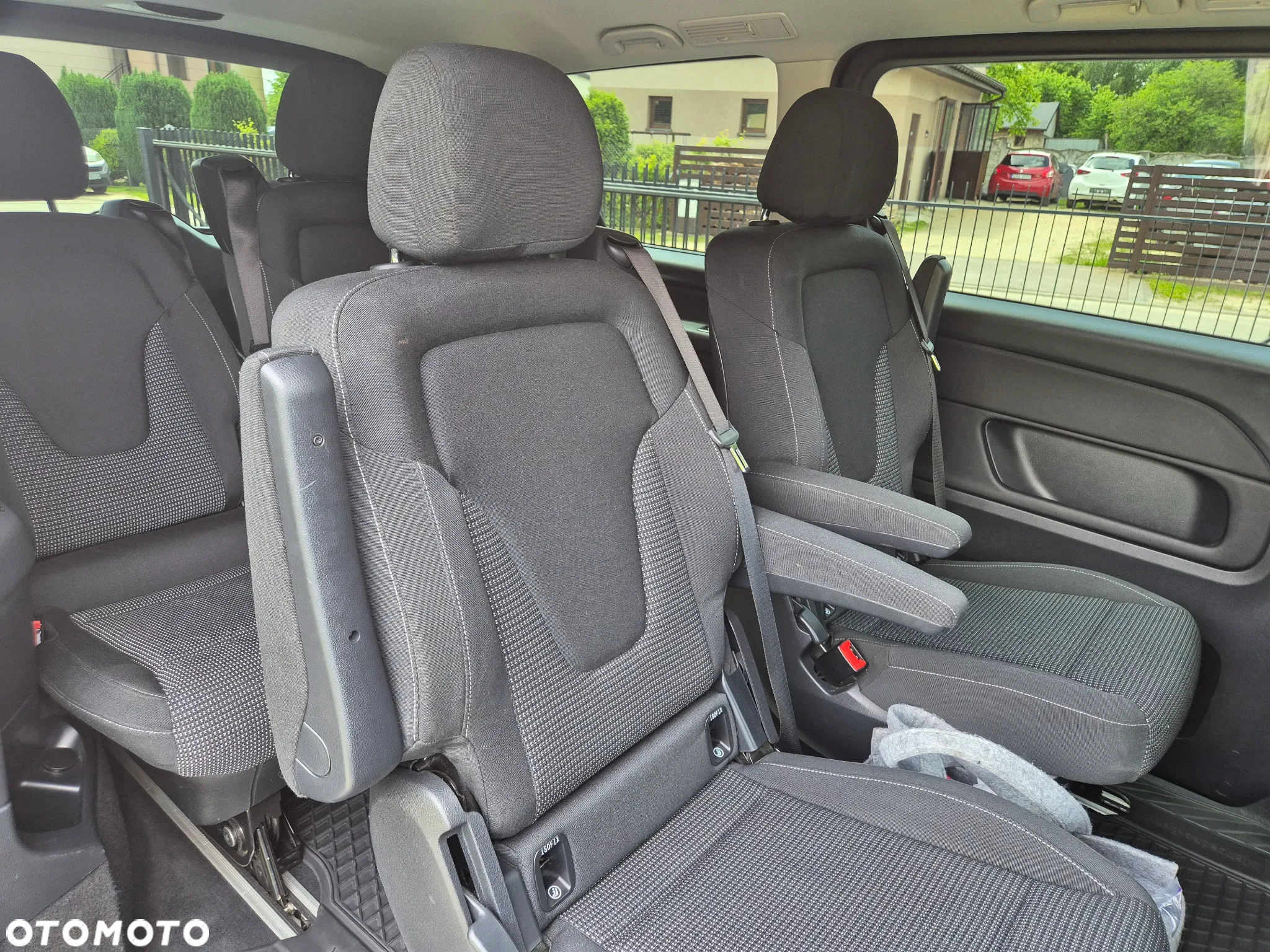 Mercedes-Benz Klasa V 220 d 4-Matic 9G-Tronic (d³ugi) - 7