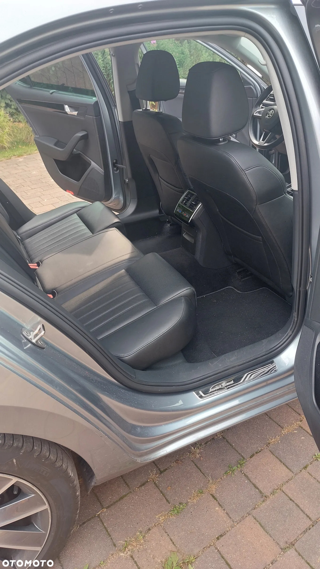 Skoda Superb 2.0 TDI SCR L&K DSG - 3
