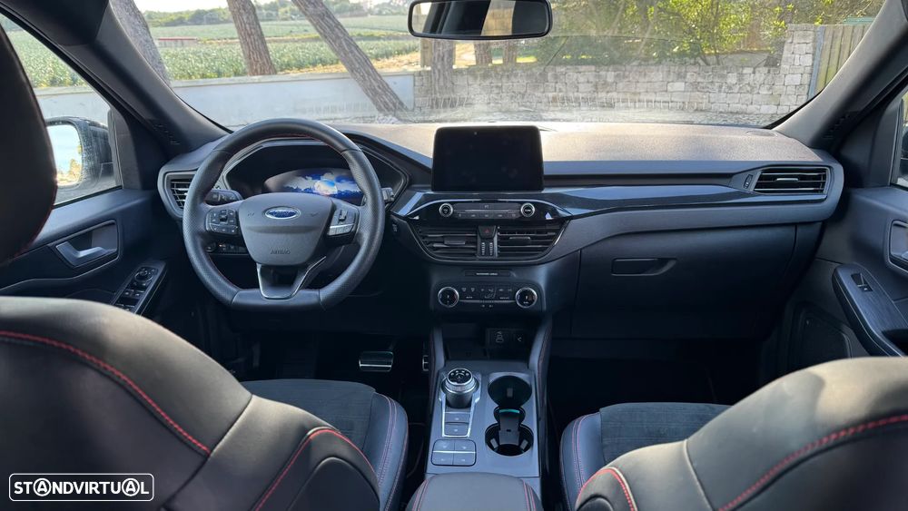 Ford Kuga 2.5 Duratec PHEV ST-LINE X - 16