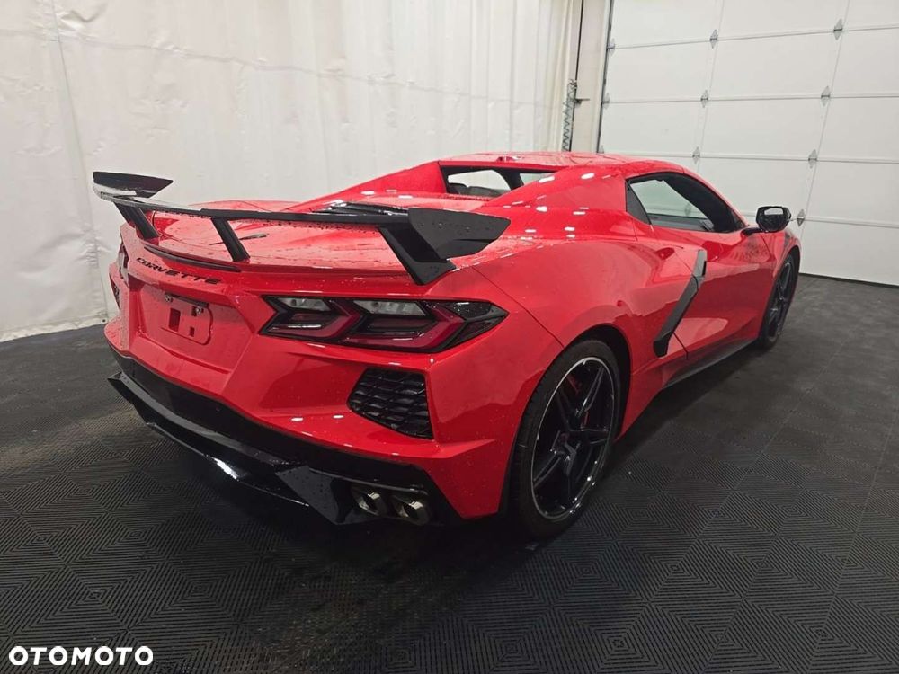 Chevrolet Corvette - 5