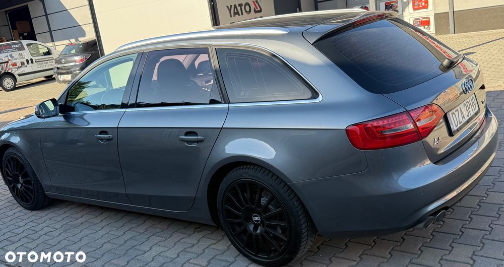 Audi A4 Avant - 6