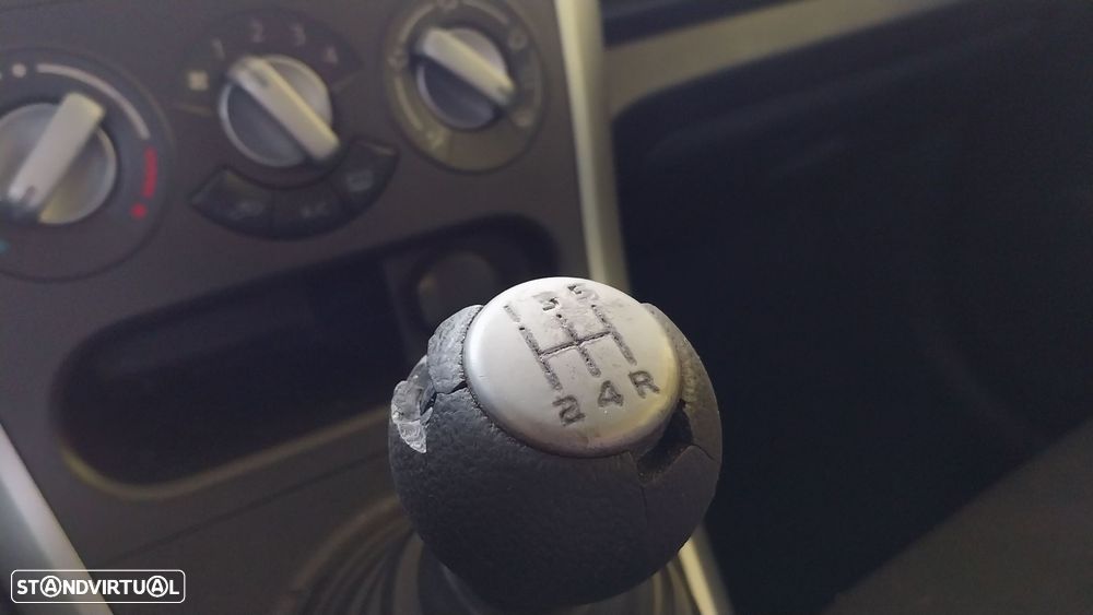 Suzuki Splash 1.0 GLS - 11