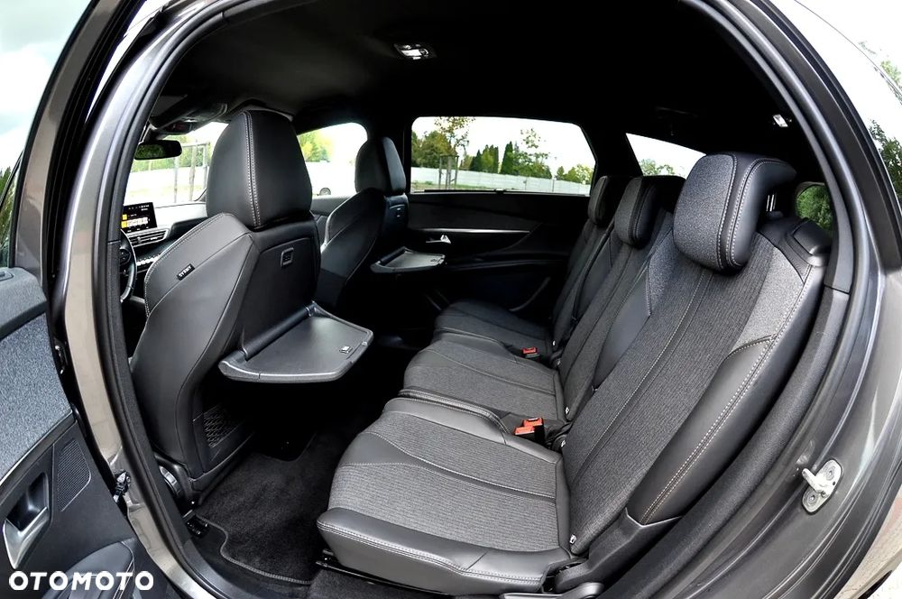 Peugeot 5008 2.0 BlueHDi Allure 7os - 21