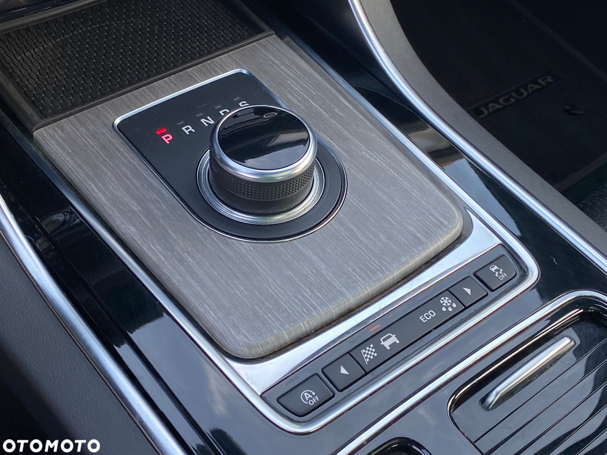 Jaguar XF 3.0 TDV6 S - 21
