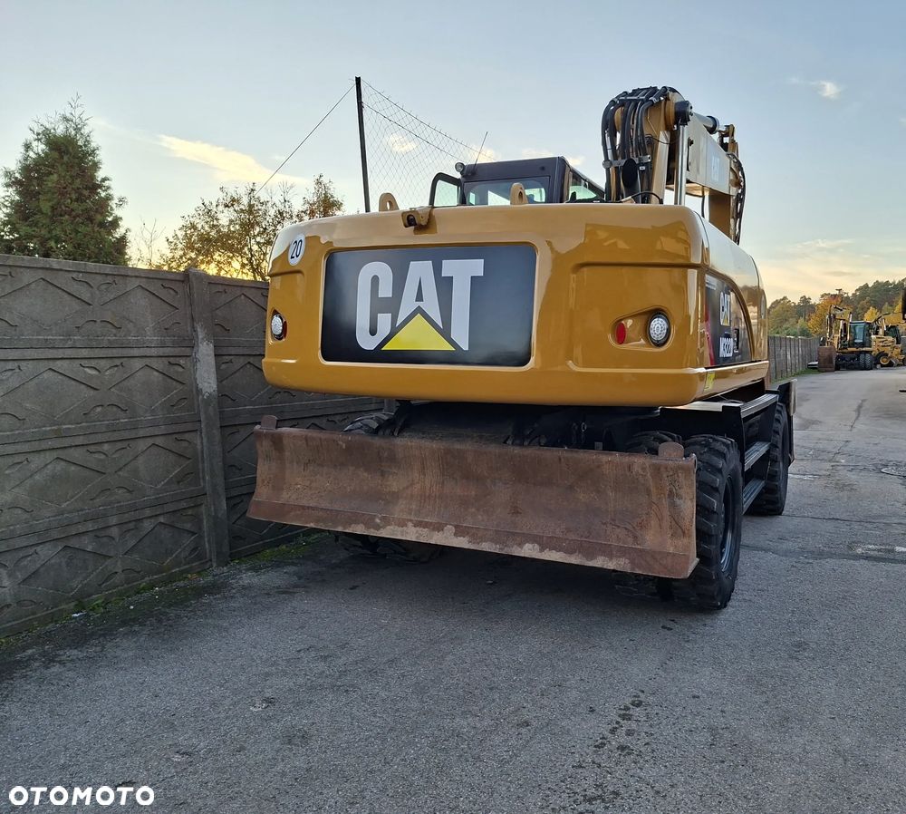 Caterpillar CAT M 322 D - 7