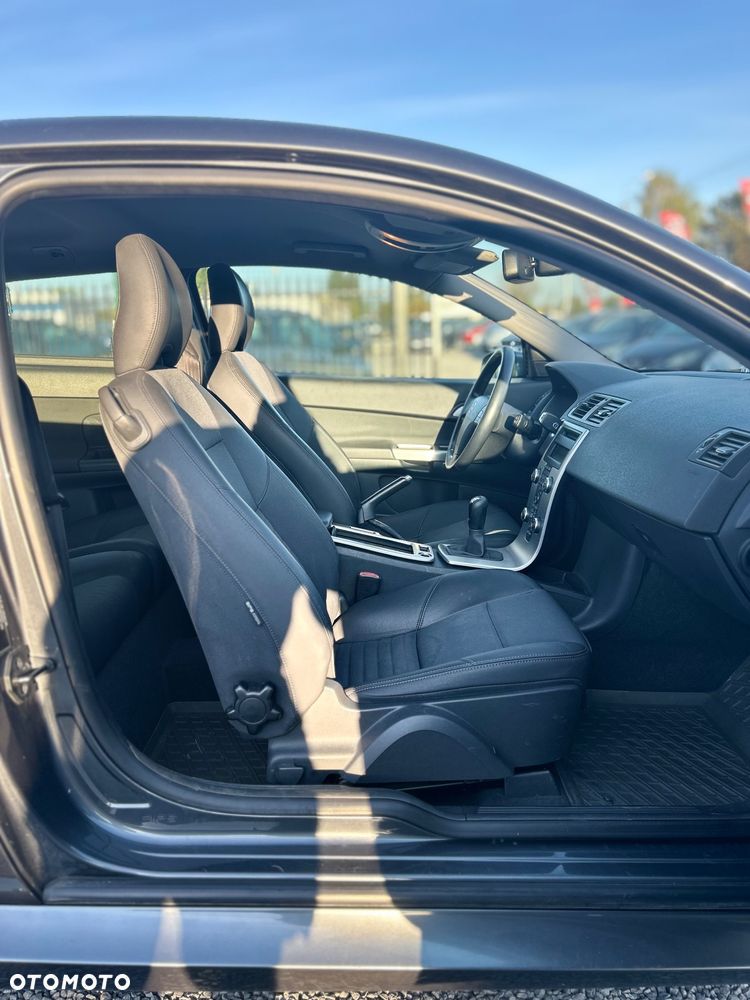 Volvo C30 2.0D Momentum - 6