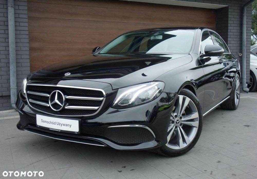 Mercedes-Benz Klasa E 200 d 9G-TRONIC - 1
