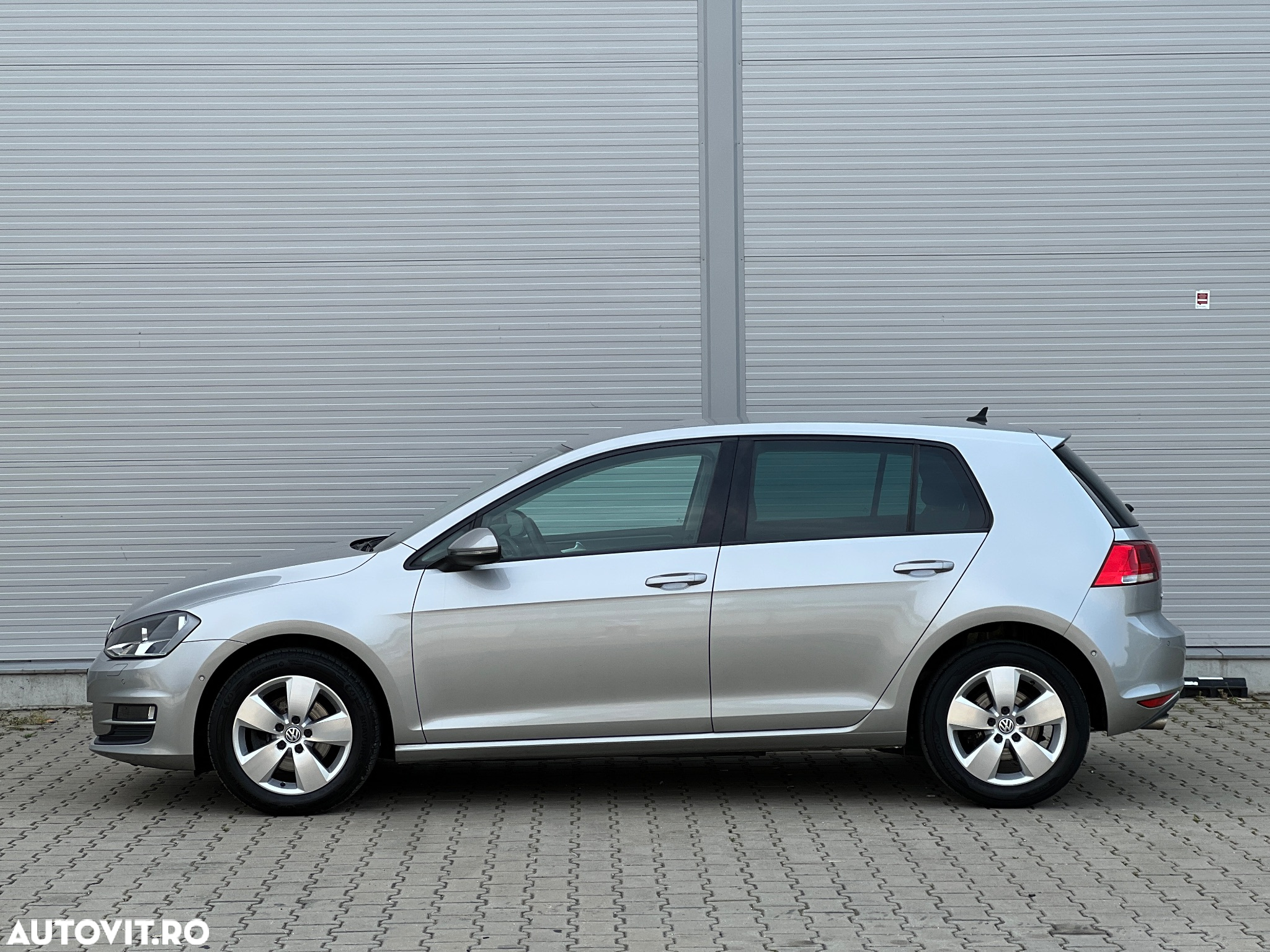 Volkswagen Golf 2.0 TDI Join - 2